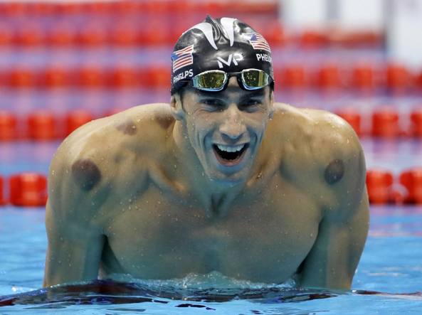 Michael Phelps: «Ho pensato al suicidio, la terapia mi ha salvato»